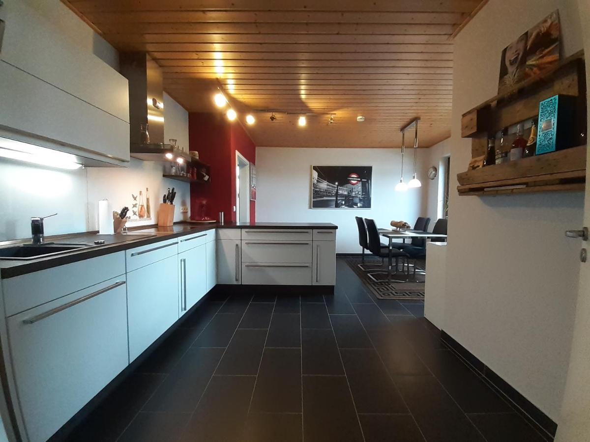 Ferienwohnung Terrasse Parkplatz Wallbox Nuerburgring Herresbach Экстерьер фото